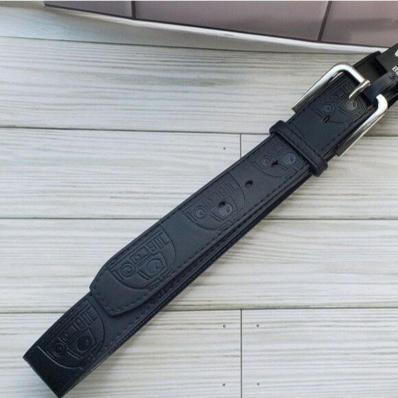 Star Wars Disney R2D2 belt size 30 - Picture 1 of 6